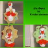 H000-12 - die Kränze machen das Kinderzimmer schön  bunt