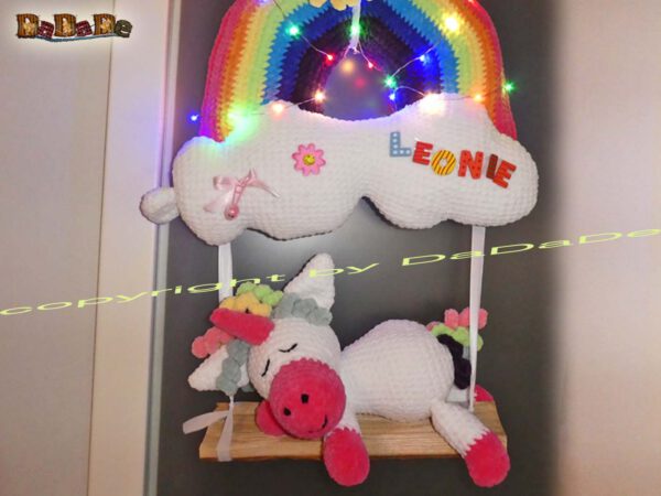 xKranz-Regenbogen-Schaukel Eilyn 4 H000-12 - die Kränze machen das Kinderzimmer schön bunt