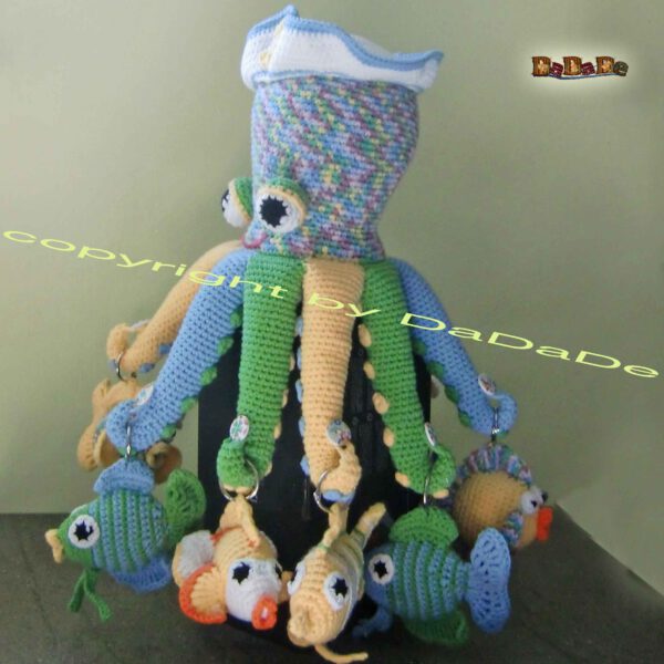 Krake Matrose Kalle, mit Fischen, die Spieluhr zum Greifen und Kuscheln  (B404)